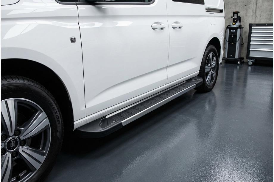 Ford Connect 2021– Boční nášlapy RedLine (2 ks, hliník) Image
