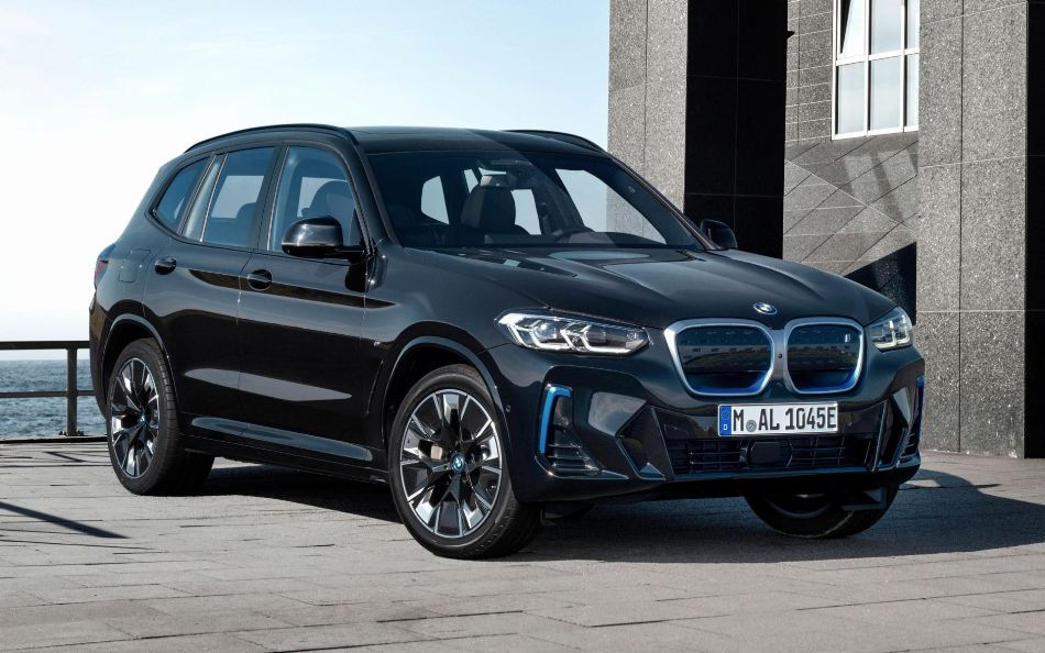 BMW iX3 2021: podrobný přehled modernizovaného elektrického crossoveru
