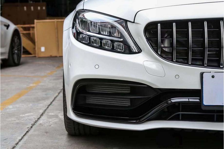Mercedes C-Class W205 2014–2021 Přední nárazník kompletní (AMG C63-designs 2018-2021) Fotografie 2