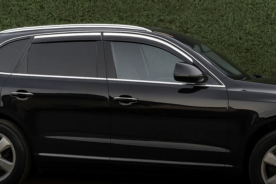 Audi Q5 2008–2017 Okenní deflektory s chromovanou lištou Niken Luxury (4 ks) Image