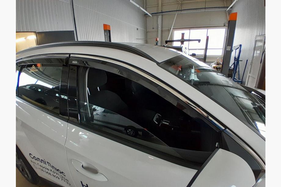 Hyundai Tucson NX4 2021– Okenní deflektory s chromovanou lištou Niken Luxury (4 ks) Image