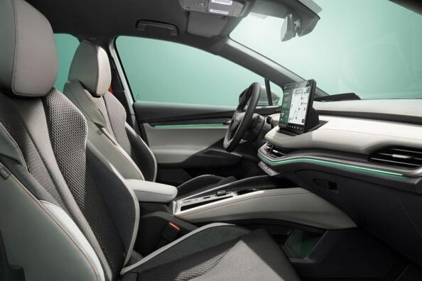 Recenze Skoda Elroq: nový kompaktní elektrický crossover Fotografie 6