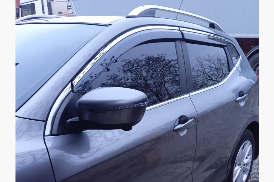 Nissan Qashqai 2014–2021 Okenní deflektory s chromovanou lištou Niken Luxury (4 ks) Image