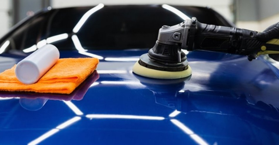 Co je abrazivní leštění karoserie automobilu?