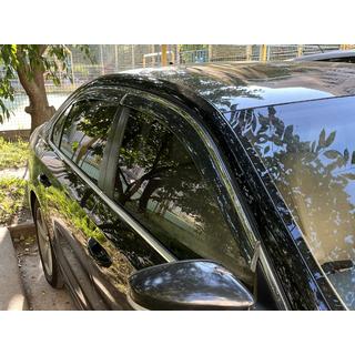 Deflektory oken s chromovanou lištou Niken Luxury (USA, 4 ks) fotografie 3