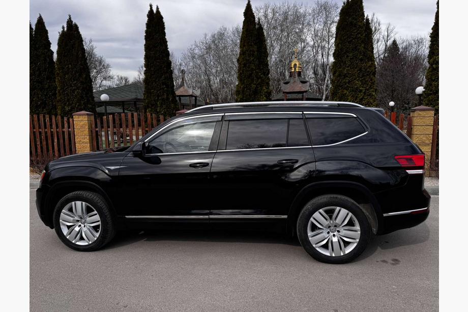Volkswagen Atlas (Terramont) 2016– Ofuky oken s chromovou lištou Niken Luxury (6 ks) Image