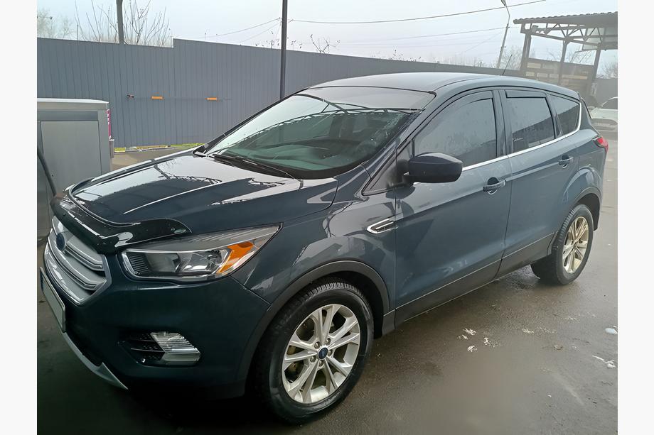 Ford Kuga/Escape 2013–2019 Vkládací deflektory oken Niken Luxury (4 ks) Image