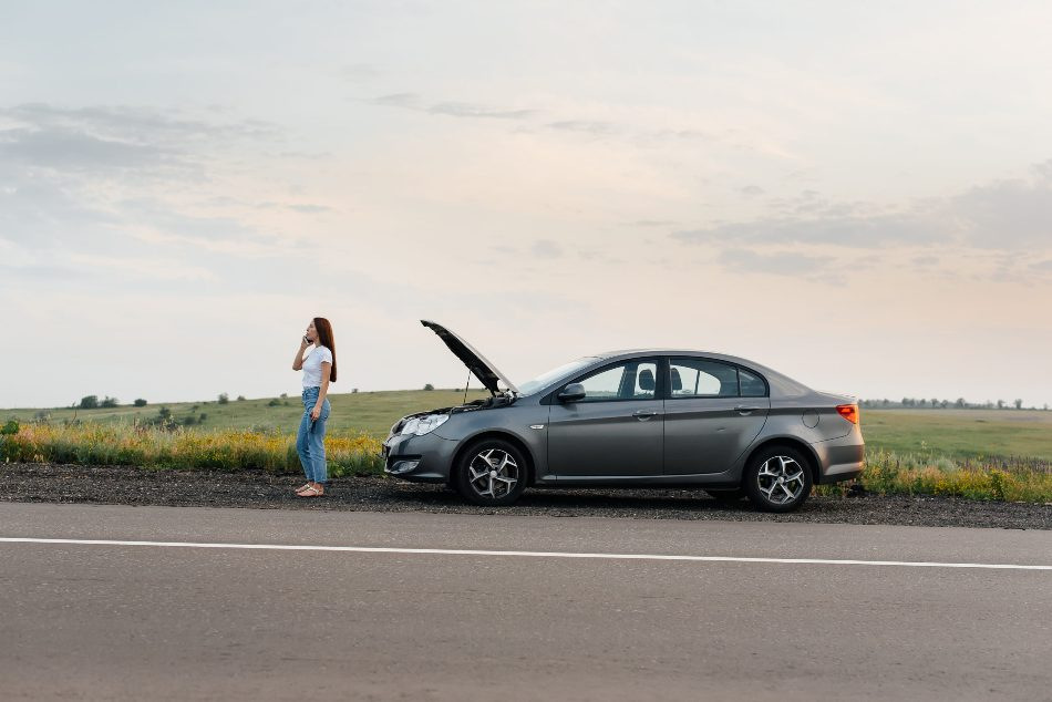 Co dělat, když auto zhasne uprostřed silnice?