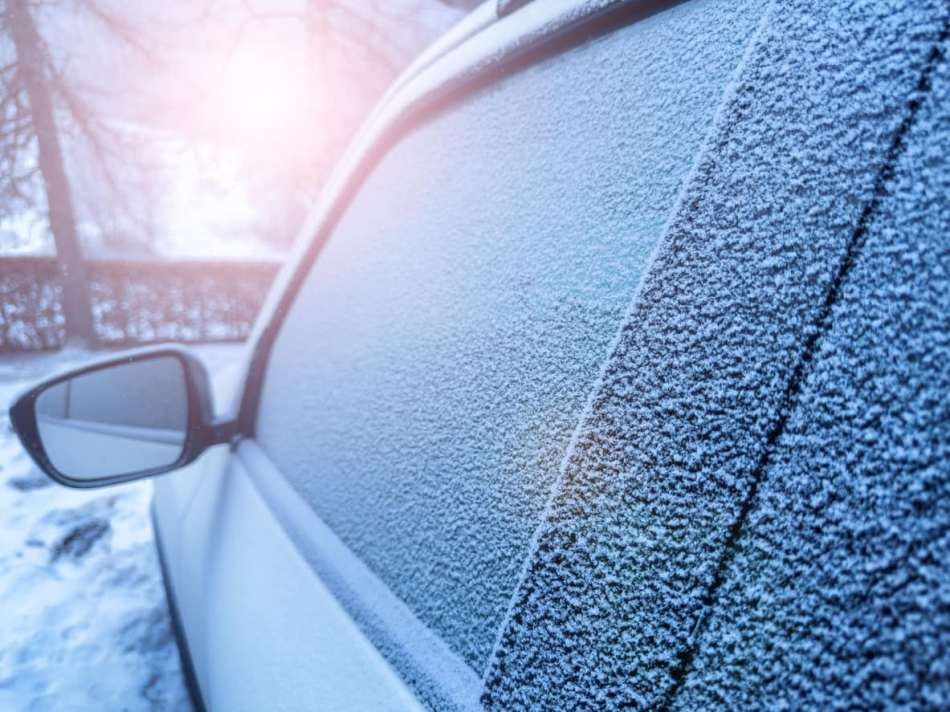 Jak rychle rozmrazit auto?