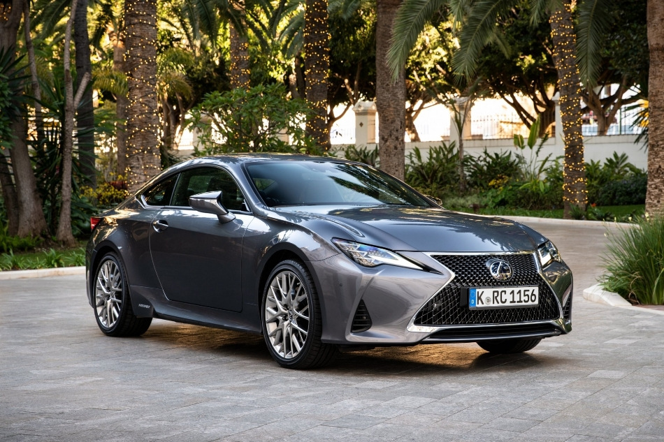 Přehled faceliftu první generace Lexus RC