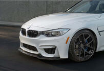 BMW řada 4 F32/F33/F36 2012–2020 Přední lip nástavba DPT V-4 (pro M4, lesklá černá) fotografie 1