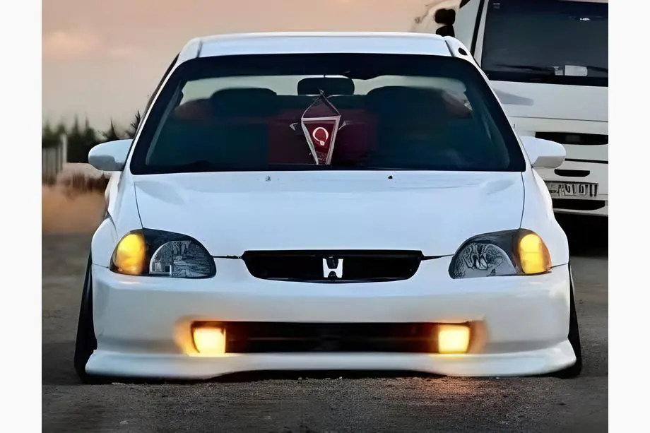 Honda Civic 1995–2001 Přední lip spoiler DPT V-1 (lesklá černá) Image