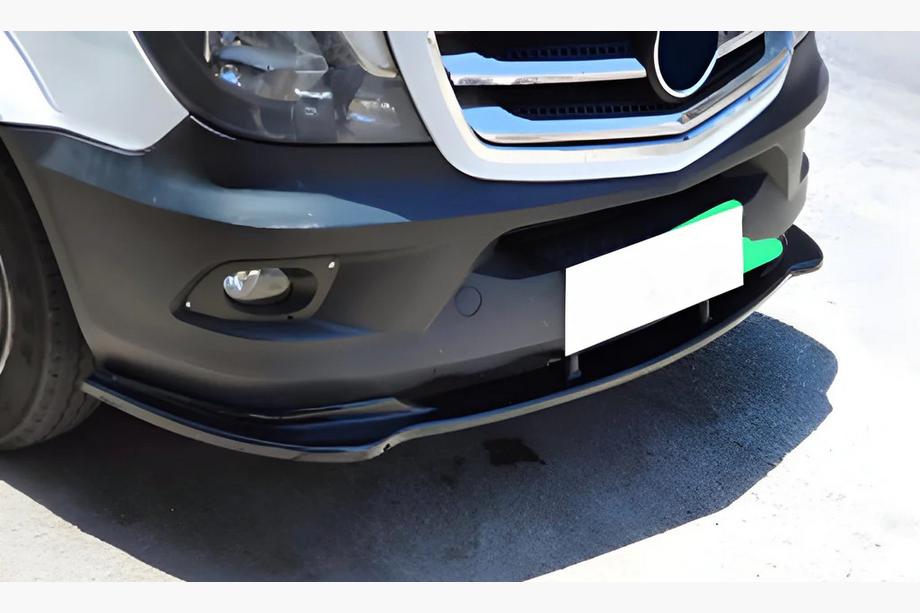 Mercedes Sprinter W906 2006–2018 Přední lip spoiler DPT (lesklá černá) Image