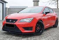 Seat Leon 2013–2020 Přední lip spoiler DPT (Cupra, 2013-2016, černý lesk) fotografie 2
