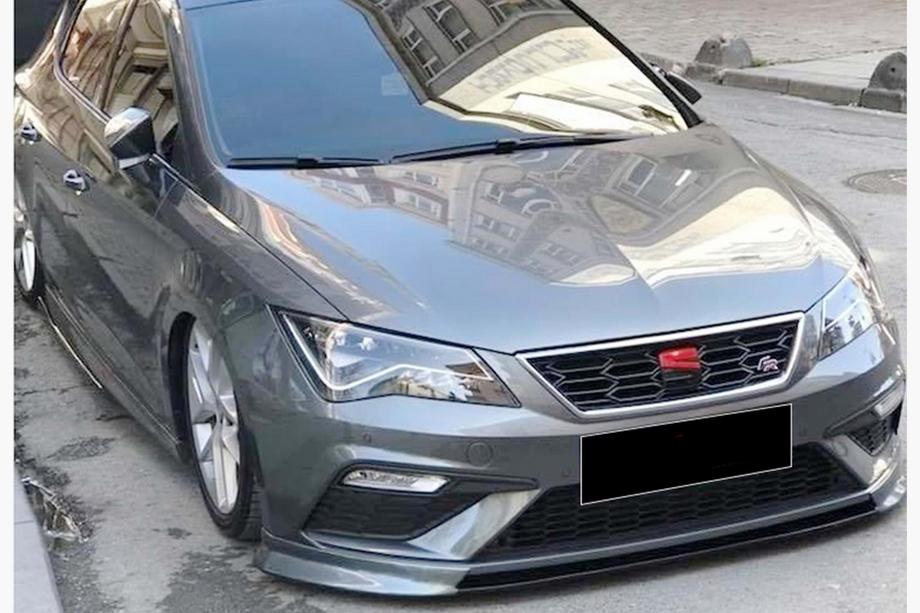 Seat Leon 2013–2020 Přední lip nástavec nárazníku DPT V-2 (2017-2020, černý lesk) Image