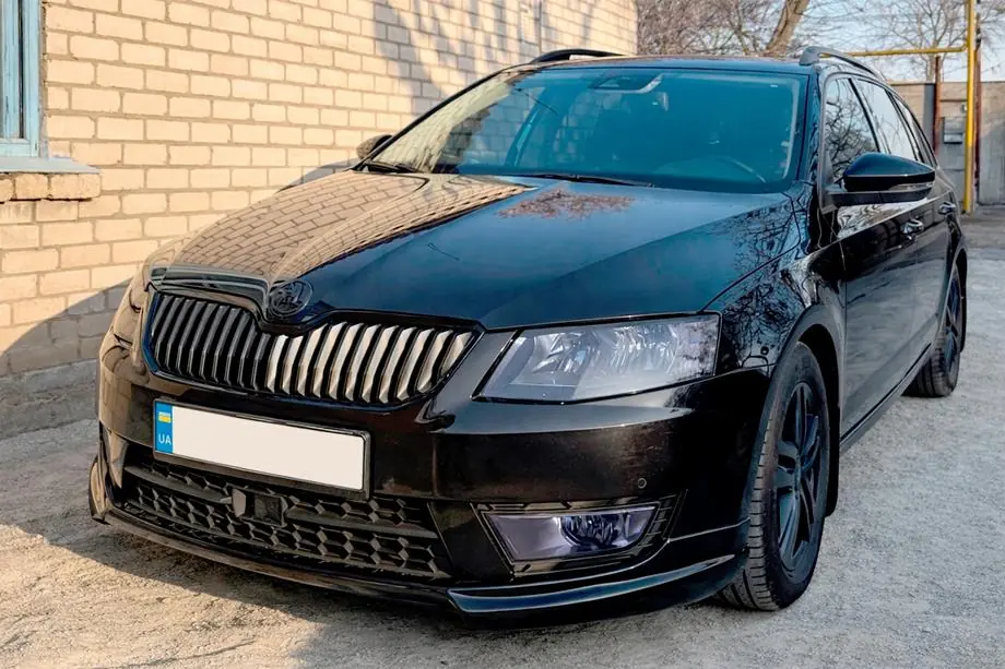 Skoda Octavia III A7 2013–2019 Přední lip spoiler DPT V-1 (2013-2017, k lakování) Fotografie 1