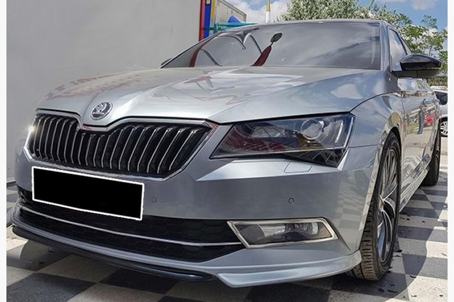 Skoda Superb 2015–2024 Přední lip spoiler DPT V-1 (2015-2020, lesklá černá) Image