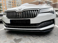 Skoda Superb 2015–2024 Přední lip spoiler DPT V-2 (2015-2020, černý lesk) fotografie 8