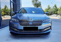 Skoda Superb 2015–2024 Přední lip spoiler DPT V-3 (2015-2020, lesklá černá) fotografie 5