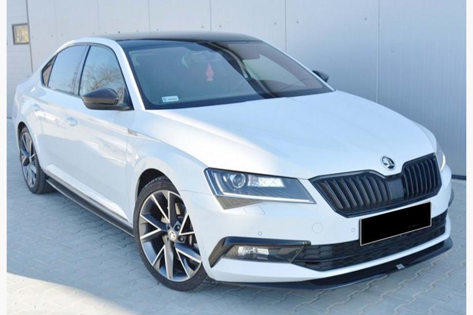 Skoda Superb 2015–2024 Přední lip nástavec na nárazník DPT V-4 (2015-2020, černý lesk) Image