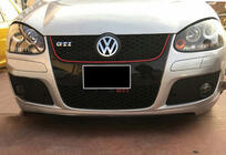 Volkswagen Golf 5 2003–2009 Přední lip nástavec DPT V-1 (pro GTI, černý lesk) fotografie 1