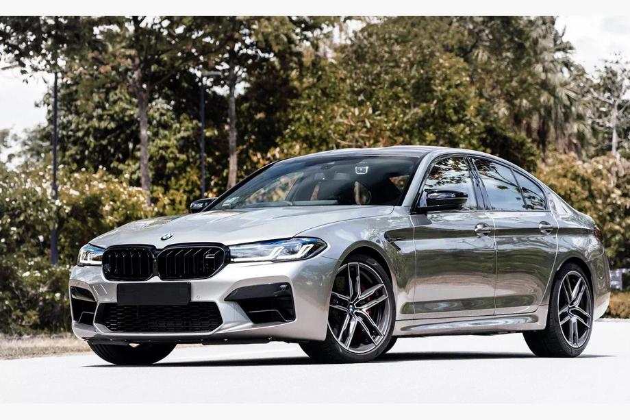 BMW řada 5 G30/G31 2017–2023 Ledvinky M-Look (2021-2023, černý lesk) Bez kamery Image