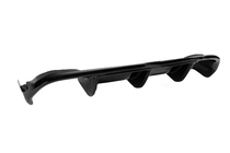 BMW řada 3 F30/F31 2012–2019 Zadní difuzor DPT V-1 (pro M3, lesklá černá) fotografie 3