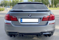 BMW řada 5 F10/F11 2010–2016 Zadní difuzor CS-Style DPT (pro M5, lesklá černá, vakuově tvarovaný) fotografie 2