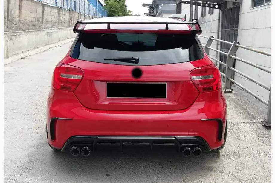 Mercedes A-class W176 2012–2018 Zadní difuzor DPT (2012-2015, pro Brabus, černý lesk) Fotografie 3