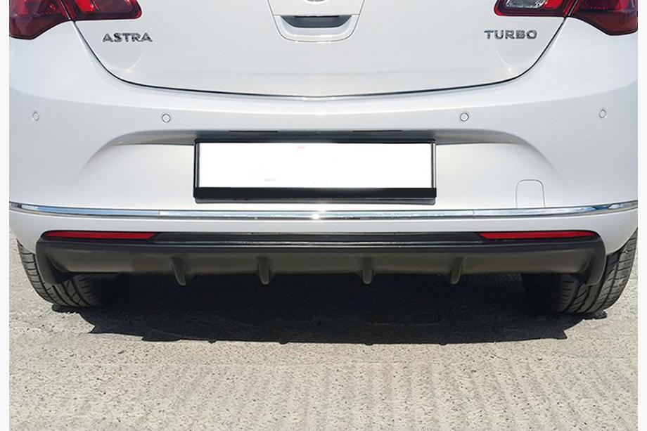 Opel Astra J 2009–2015 Zadní difuzor DPT V2 (2012-2015, HB, černý lesk) Image