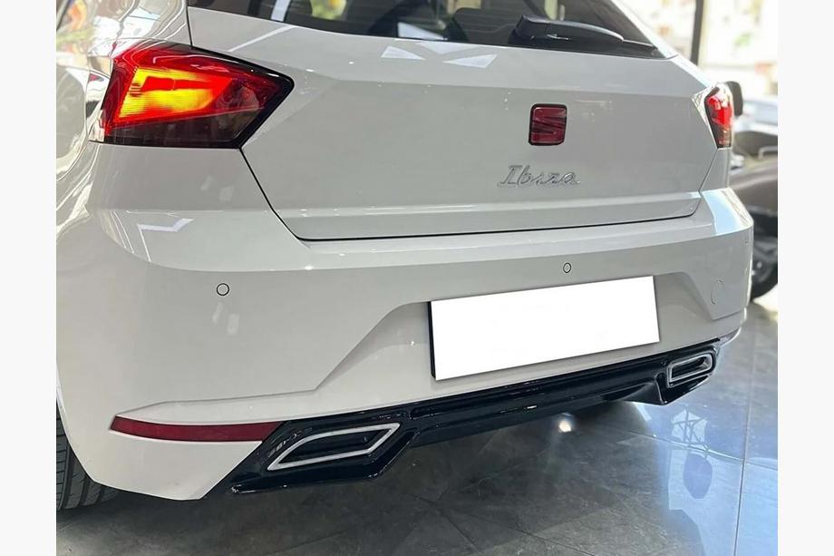 Seat Ibiza 2017– Zadní difuzor DPT V-3 (černý lesk) Image