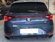 Seat Leon 2020– Zadní difuzor DPT V-1 (lesklá černá) fotografie 1