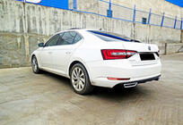 Skoda Superb 2015–2024 Zadní difuzor DPT V-2 (lesklá černá) fotografie 2