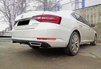 Skoda Superb 2015–2024 Zadní difuzor DPT V-2 (lesklá černá) fotografie 6