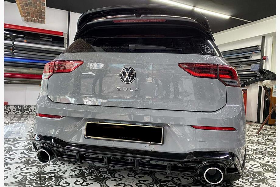 Volkswagen Golf 8 2019– Zadní difuzor DPT V-2 (lesklá černá) Image