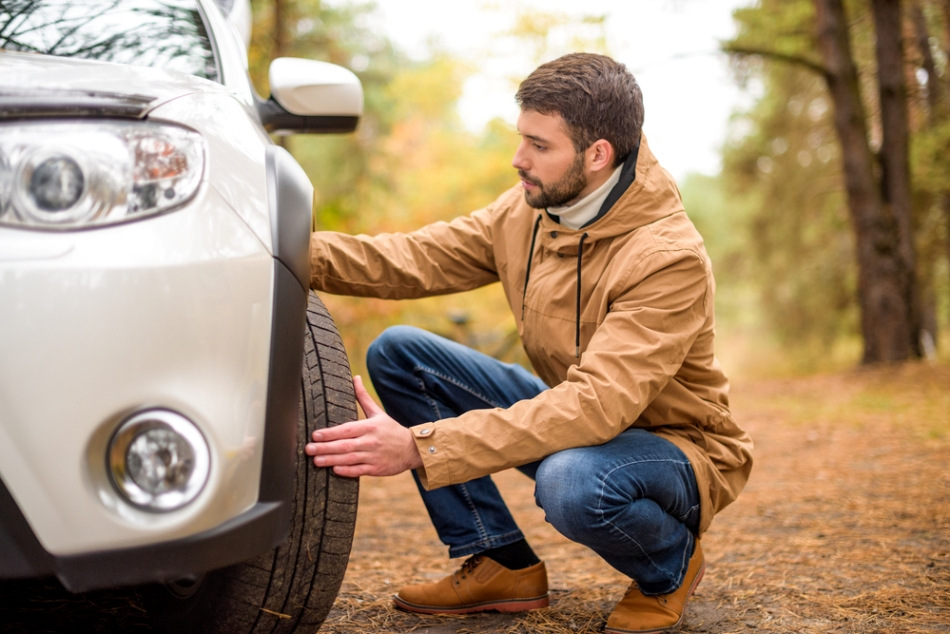 Jak zkontrolovat auto před dlouhou cestou