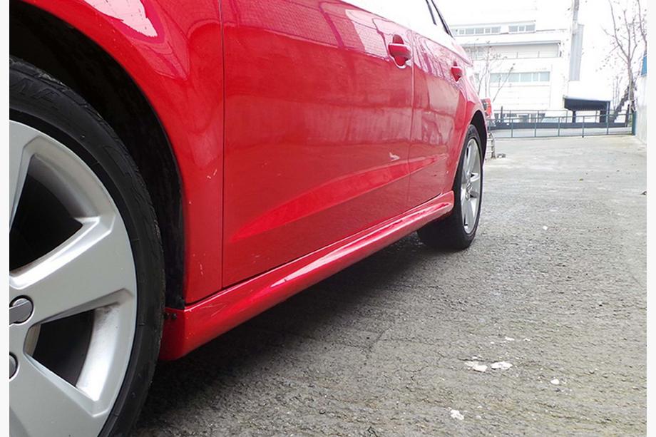 Audi A3 2012–2020 Boční prahové nástavce DPT (HB, černý lesk) Image