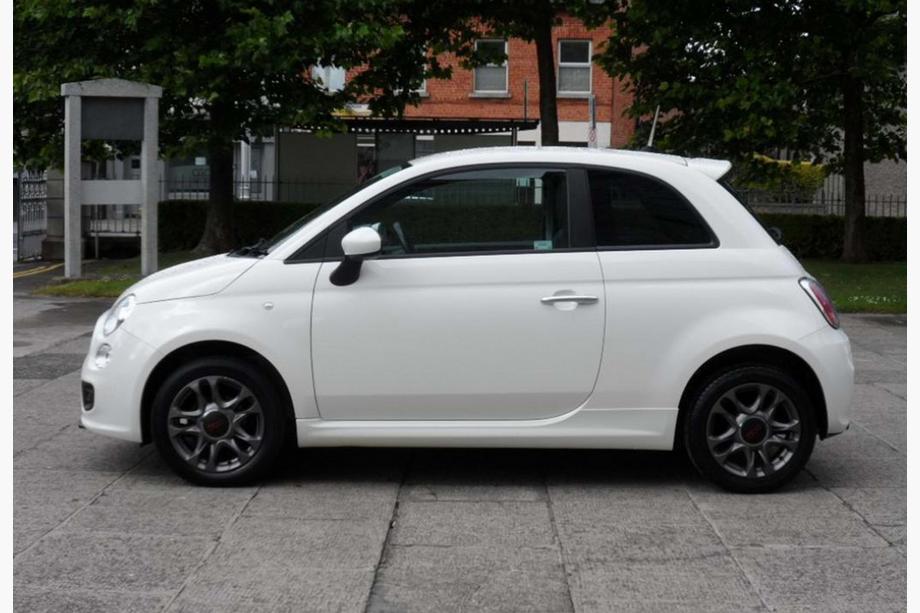 Fiat 500/500L 2013–2022 Boční prahy DPT (černý lesk) Image