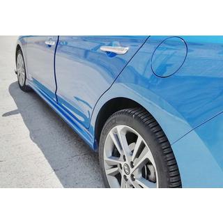 Boční prahy DPT (černý lesk) Hyundai Elantra (AD) 2015–2020 fotografie 1