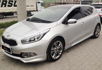 Kia Ceed 2012–2018 Boční prahy DPT (2012-2015, černý lesk) fotografie 3