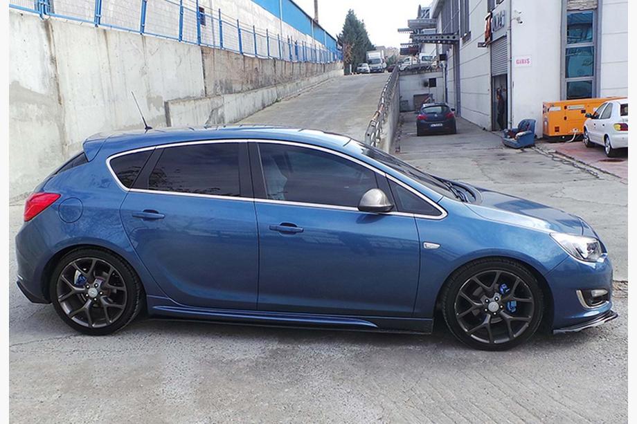 Opel Astra J 2009–2015 Boční prahy DPT V-1 (k lakování) Fotografie 4