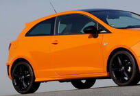 Seat Ibiza 2010–2017 Boční prahy DPT V-1 (Coupe, černý lesk) fotografie 1