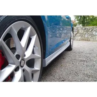 Boční prahy DPT V-1 (k lakování) Seat Leon 2013–2020 fotografie 4
