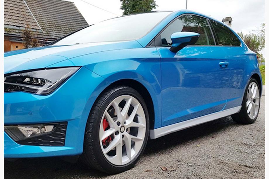 Seat Leon 2013–2020 Boční prahy DPT V-1 (k lakování) Image