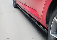 Seat Leon 2013–2020 Boční prahy DPT V-6 (černý lesk) fotografie 1