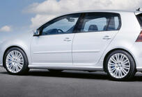 Volkswagen Golf 5 2003–2009 Boční prahy DPT (k lakování) fotografie 1