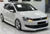 Volkswagen Polo 2010–2017 Boční prahy DPT V-1 (černý lesk) fotografie 1