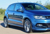 Volkswagen Polo 2010–2017 Boční prahy DPT V-3 (černý lesk) fotografie 2