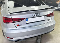 Audi A3 2012–2020 Spoiler DPT V-5 (černý lesk) fotografie 1