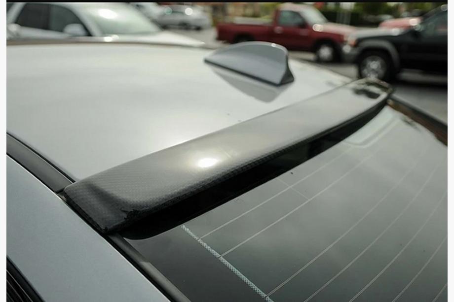 BMW řady 3 E90/E91 2005–2011 Střešní kšilt ACS-Style (lesklá černá) Image